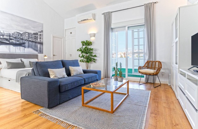 Genteel Home Castilla Terrace
