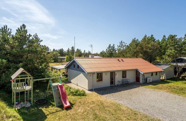 "Germund" - 900m from the sea by Interhome