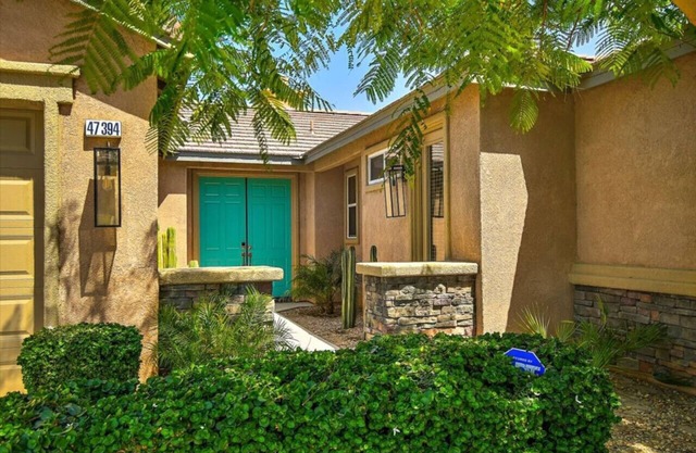 Getaway: sleeps 8 option for 16