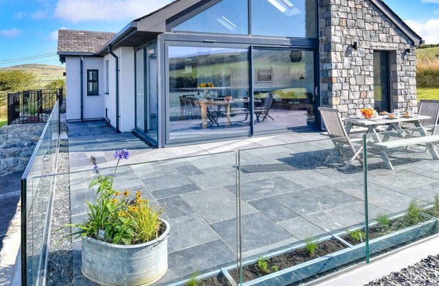 Geufron House in the beautiful Pwllheli
