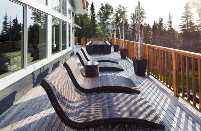 Give Your Group Affordable Luxury