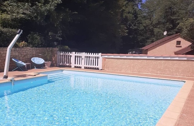GITE LE SARLAT - 2 STARS - HEATED POOL IN SARLAT-LA-CANEDA
