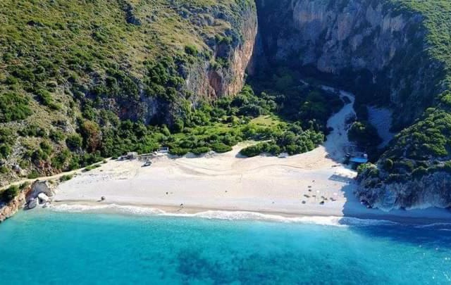 Gjipe eco campground