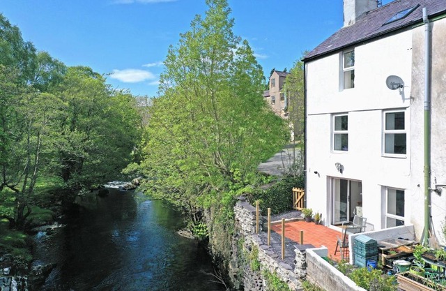 Glanafon Cottage