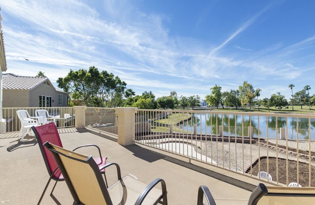 Glendale Golf Community Getaway