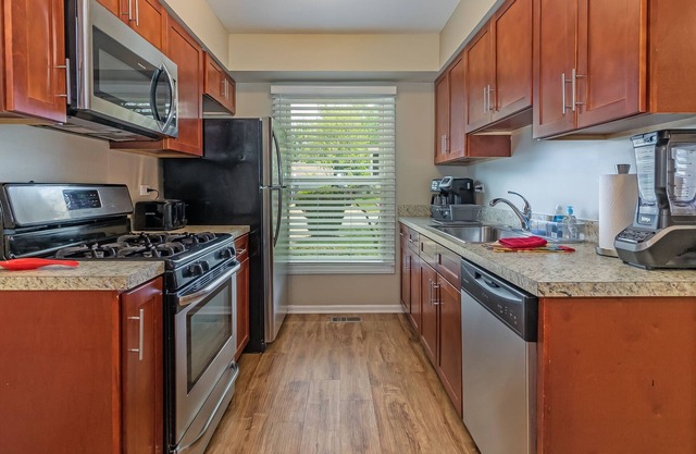 Glendale Heights FHS Rental!