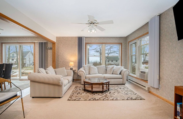 Glenn Lake View Retreat