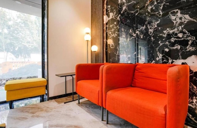 Glitz Hotels DR Residency