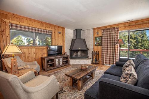 Goetzl By Hauserman Rentals