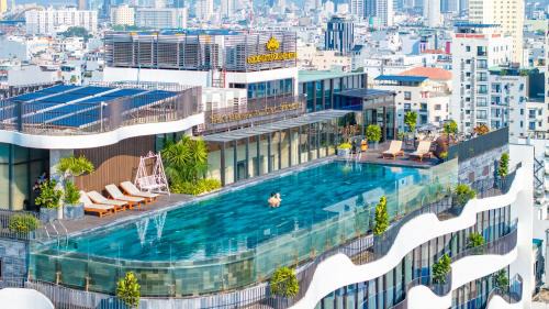 Golden Lotus Grand Da Nang - Panoramic Rooftop Bar & Daily Afternoon Tea