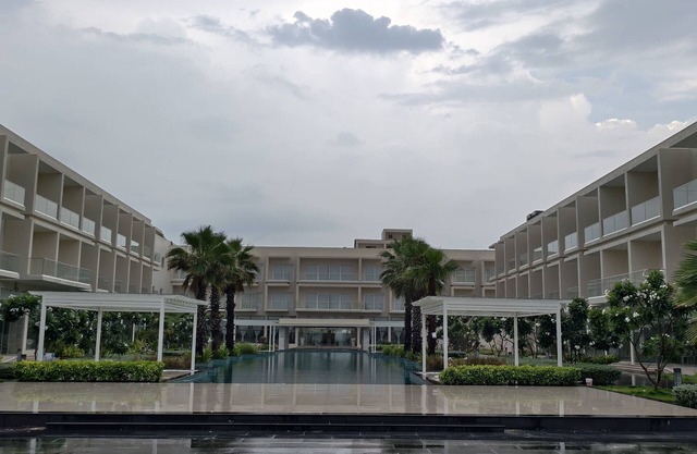 Golden Sands - By The Bay Resorts