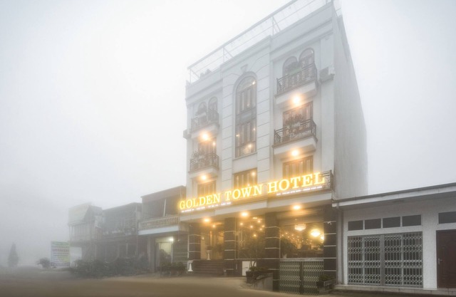 Golden Town Hotel