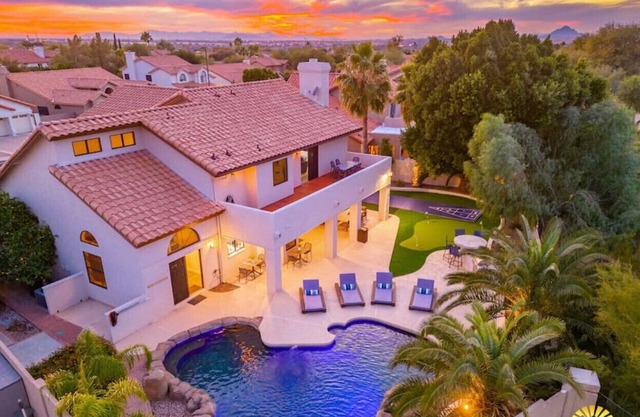 Golf Course Stunning Villa+Shuffleboard+Puttputt+HeatedPool+WaterFeature+PokerTable