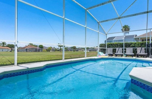 Golf Getaway - Pool - Games