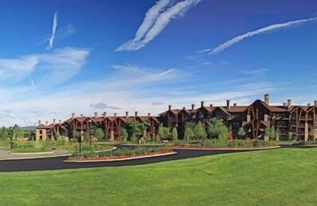 Golf, Spa, Swim & Ski at Grand Cascades Crystal Springs Resort