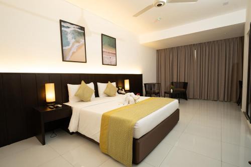 Good wood Airport Hotel