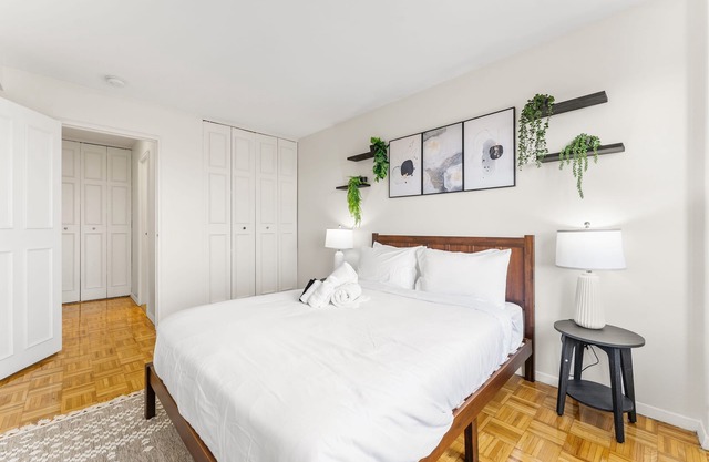 Gorgeous 2bd/1.5ba Next to BU 7803