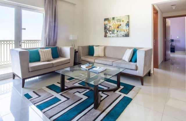 Gorgeous 2BR Apt in Jebel Ali - Sleeps 4!