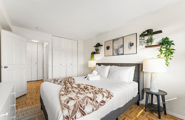 Gorgeous 2BR Next to BU 9764