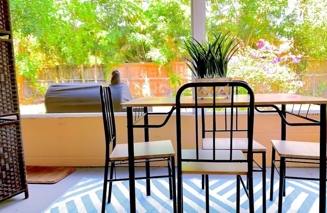 Gorgeous 3 BR Home Near Hard Rock Stadium