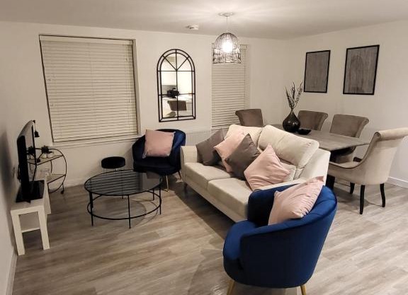 Gorgeous Apartment in the Town by AP Management.