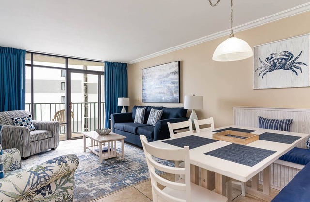 Gorgeous Beach Themed 2br on Beach