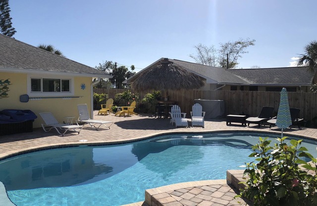 Gorgeous Cocoa Beach Home W/Heated Private pool- short walk to beach!