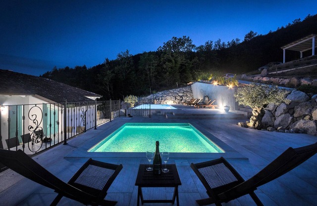 Gorgeous home in Buzet