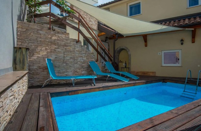 Gorgeous home in Veli Brgud with WiFi