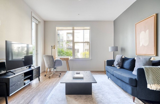 Gorgeous Milpitas 2BR w/Gym, Pool & W/D, nr BART, by Blueground