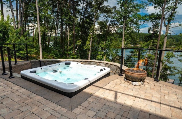 Gorgeous, newly built home with plenty of indoor and outdoor space!