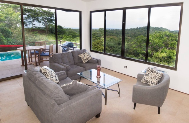 Gorgeous Playa Grande House - 4 BR/3.5 BR - Lush Nature, Amazing Views/Sunsets