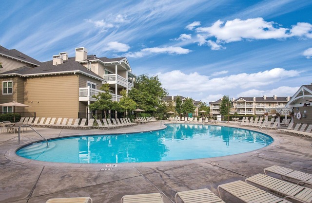 Gorgeous Resort in California Wine Country, Windsor!