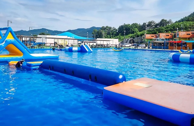 Goseong Bluebeach Pension&glamping