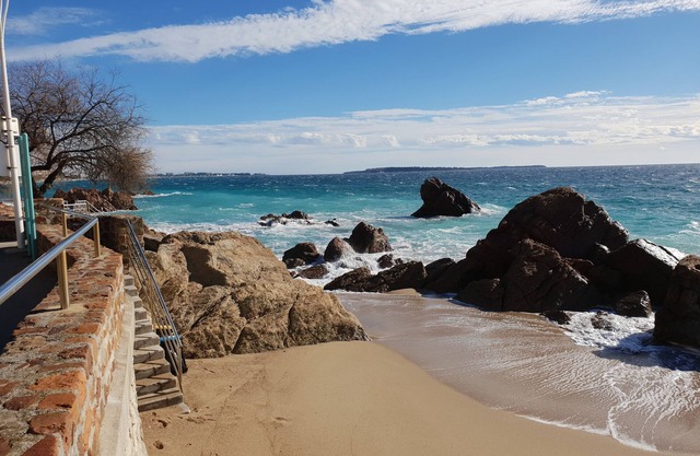 Grand Deux Pieces Climatise VUE MER