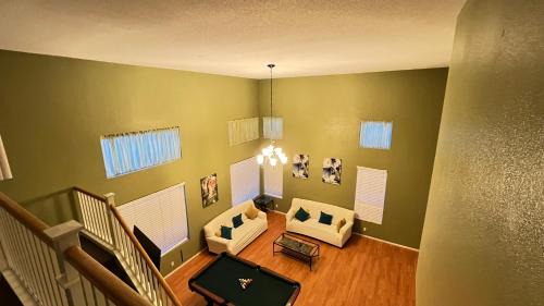 Grand Home sleeps 16ppl