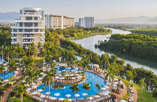 GRAND LUXXE 1 BEDROOM PRESIDENTIAL SUITE IN NUEVO VALLARTA