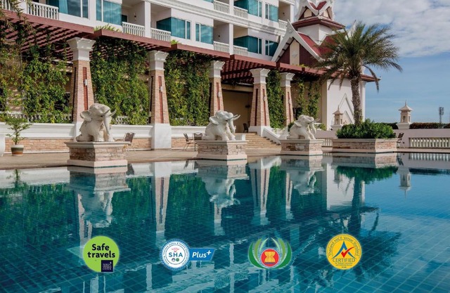Grand Pacific Sovereign Resort & Spa