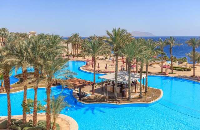Grand Rotana Resort & Spa