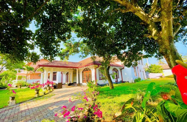Grand Villa Negombo