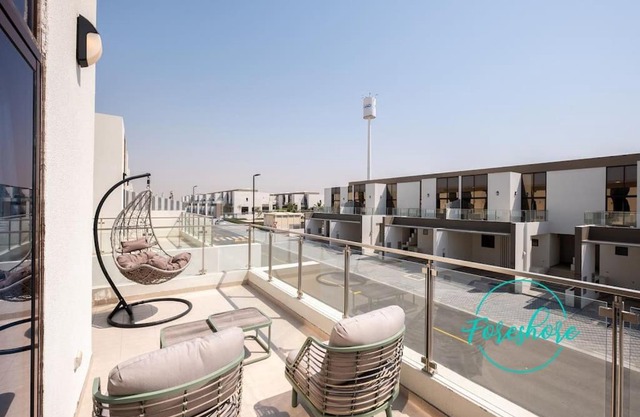 Grandeur 4 Bedroom Villa with Maid