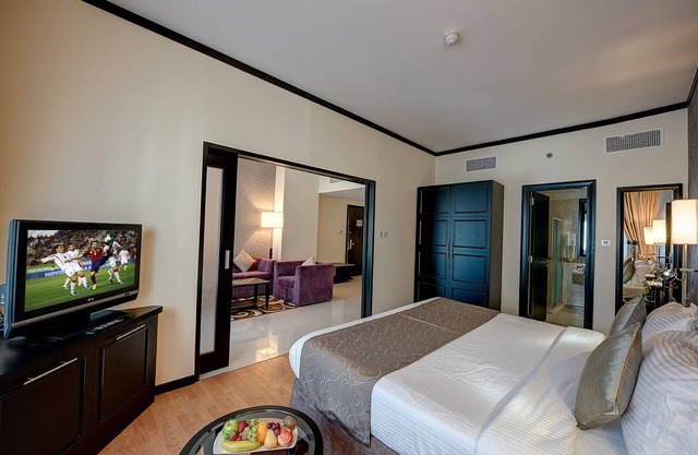 Grandeur Hotel