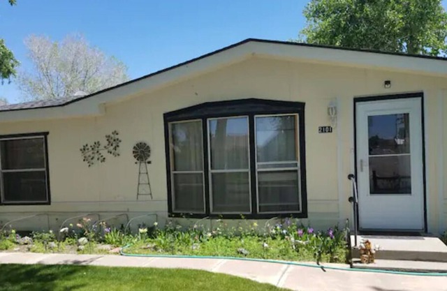 Grandma's House: 3bed/2bath near ASU #1421