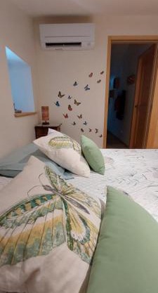 Grange les Papillons
