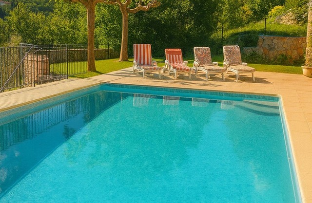 Great and Beautiful property with quiet pool/lake/sea/golf