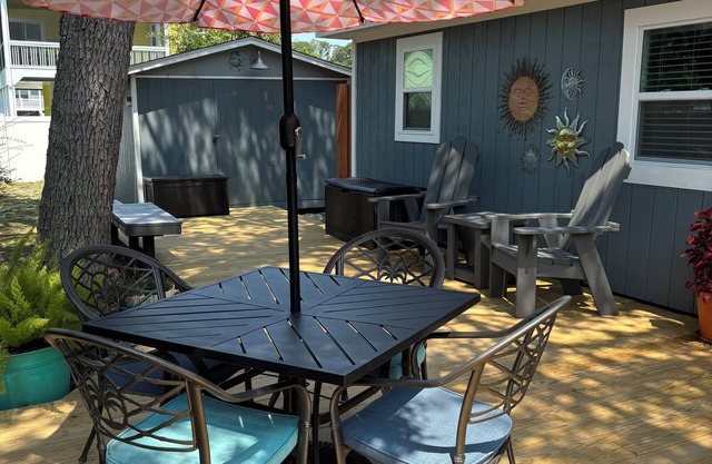 Great location! Fully fenced in yard and expansive deck. Come and relax!
