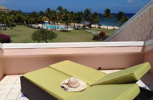 great snorkeling/relaxing@Gentle Winds - 3 BR/3 BA condo w/loft