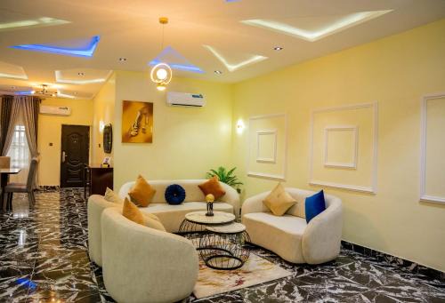 Greatman's Apartment