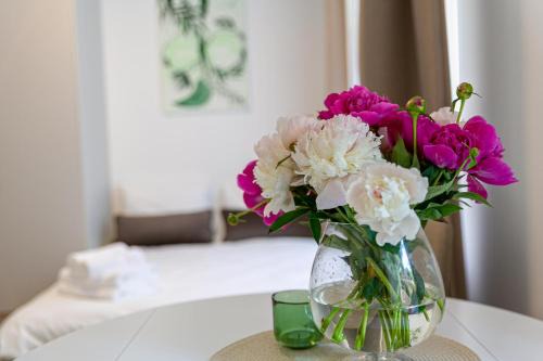 Green Apartment with free parking