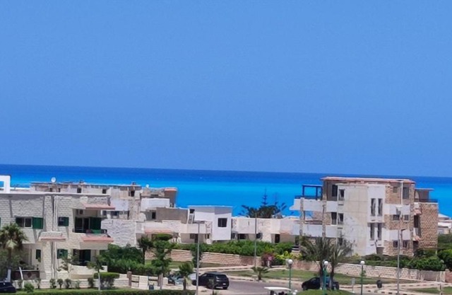 Green Beach Apartment